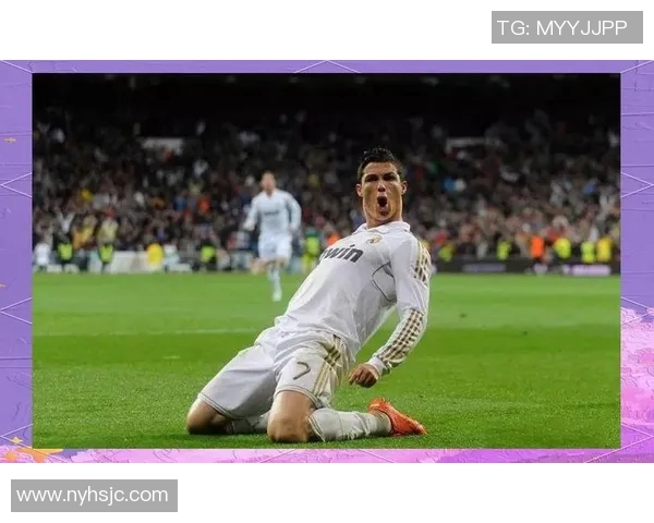 足球明星在比赛中如何思考和执行关键动作的深度解析与探讨