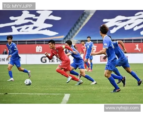 众多足球明星纷纷来到中国踢球的背后故事与影响分析